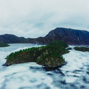 "FROZEN ISLAND"