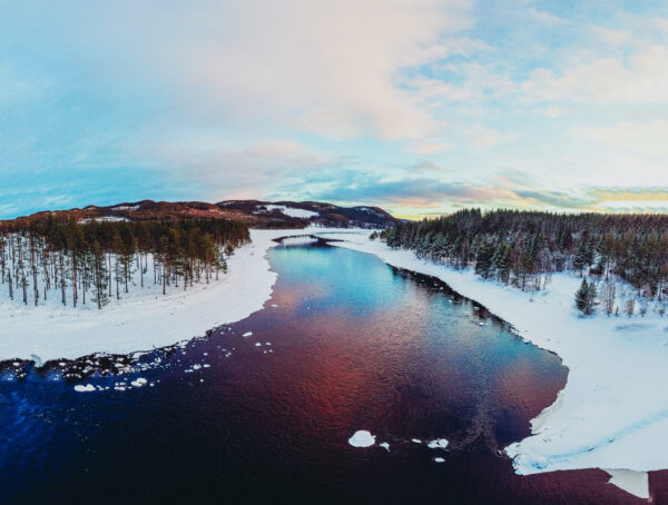 "SILENT RIVER"